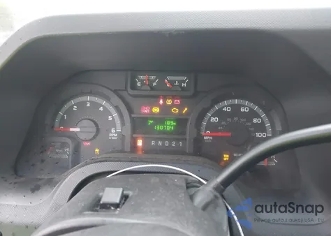 2011 Ford E-150 Commercial z USA, uszkodzony, nr VIN 1FTNE1EW5BDB14209